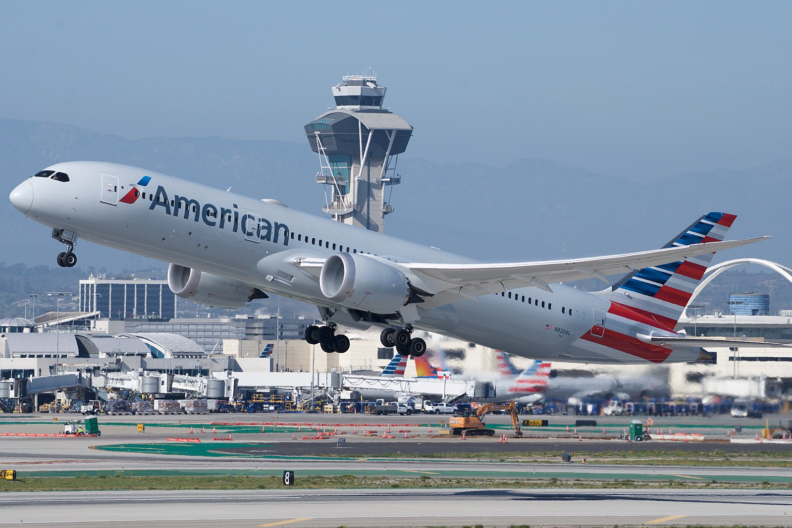 American Airlines Adds New Routes To Florida, South Carolina - FYI.com