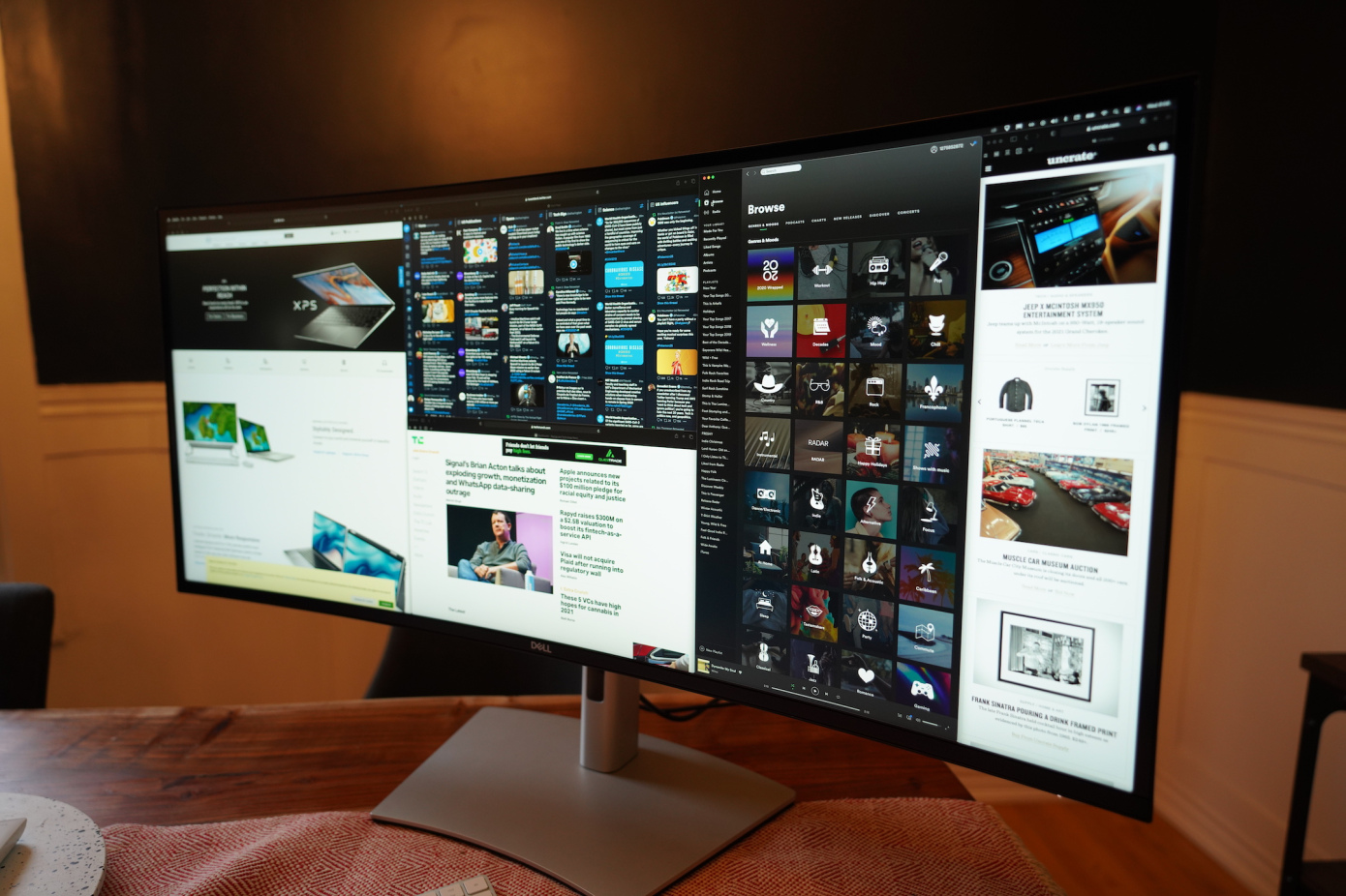 dell-introduces-a-40-inch-curved-monitor-that-is-perfect-for-the-home